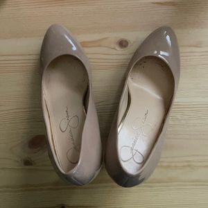 Jessica Simpson Tan Patent Leather Pumps